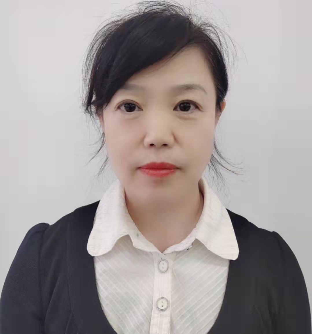 金久行地產(chǎn)高姐