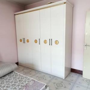 西小區(qū)三里三樓房屋出租